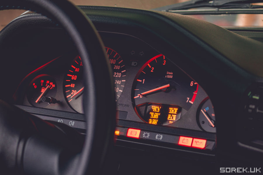 E30