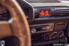 Gauge.S Classic — E30/E34 vent mount case